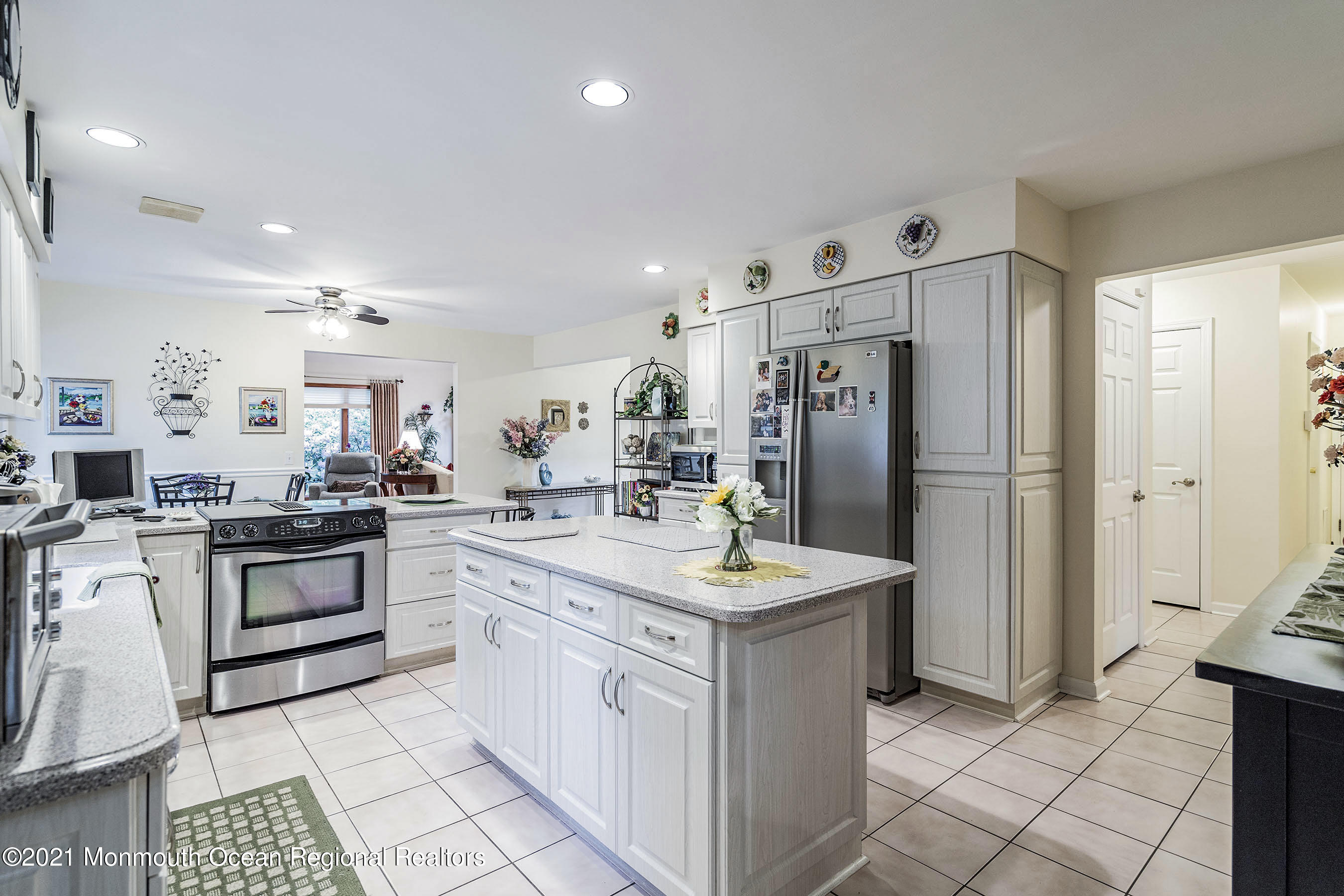 617 Turkey Point Road Brick, NJ 08724 - Photo 12 of 43 a kitchen with a sink appliances and cabinets