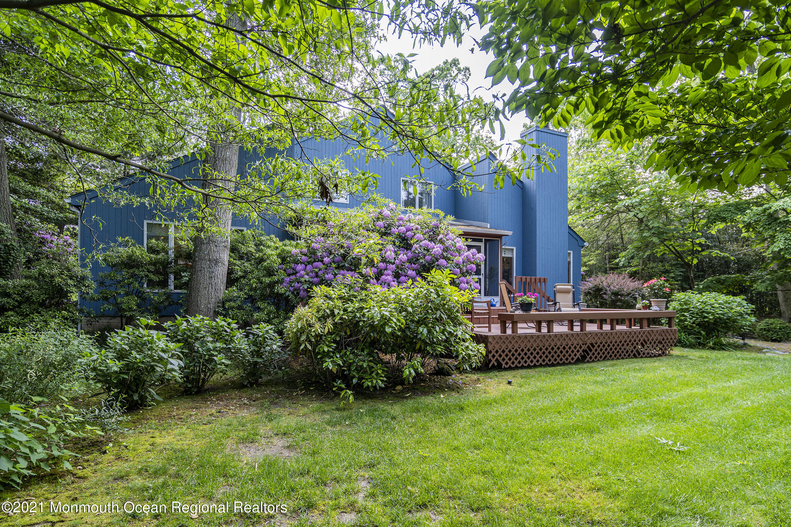 617 Turkey Point Road Brick, NJ 08724 - Photo 24 of 43 a view of a house with backyard sitting area and garden