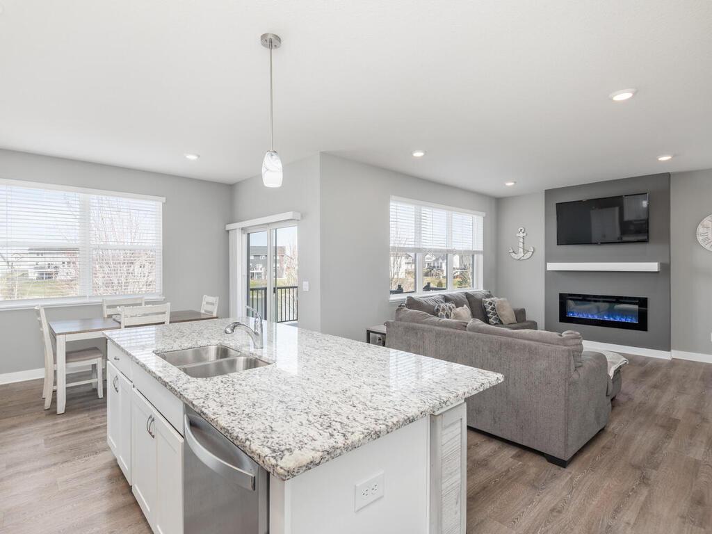 1048 Shoreview Drive Jordan, MN 55352 - Photo 12 of 36