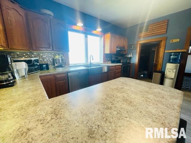 22925 North 1050th Road Adair, IL 61411 - Photo 9 of 16