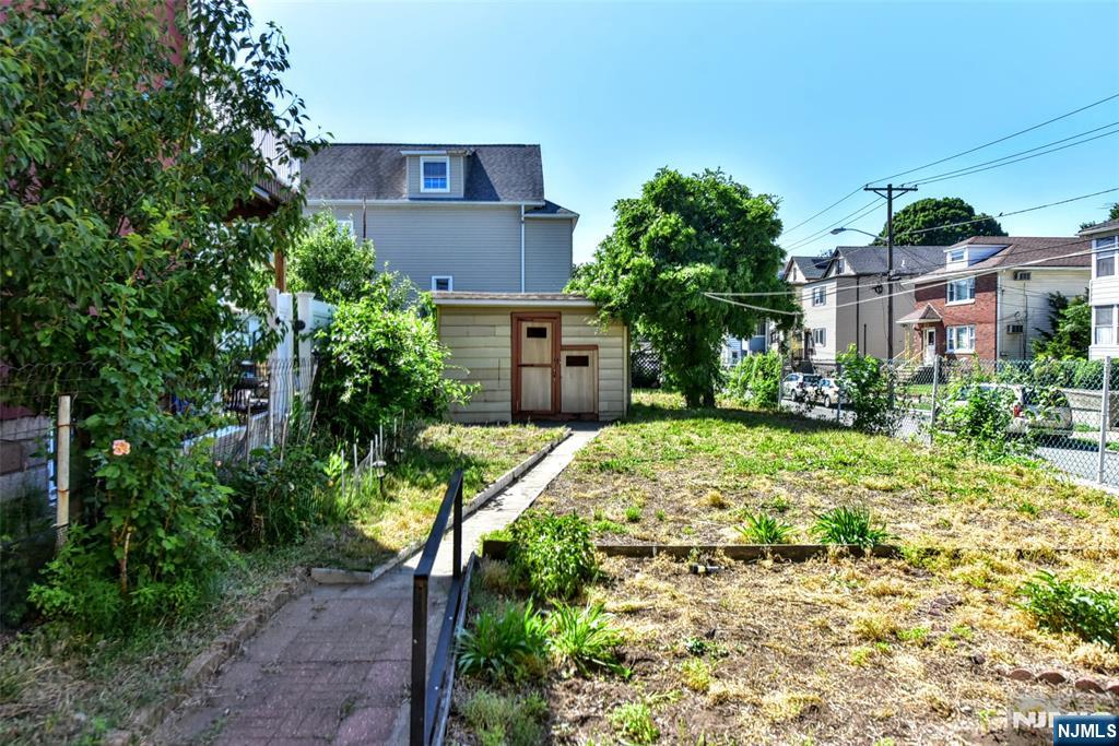 70 Main Avenue Wallington, NJ 07057 - Photo 29 of 35