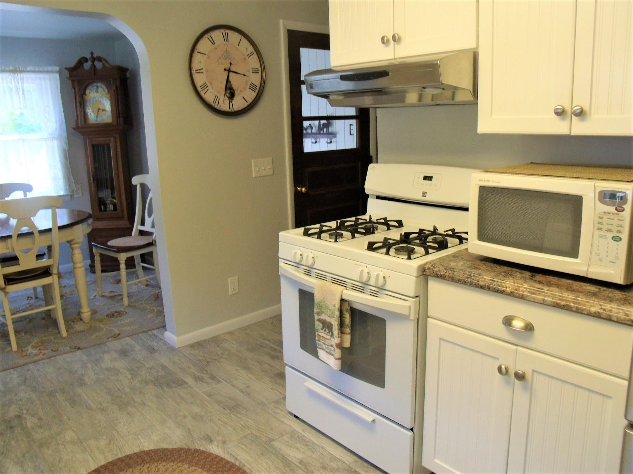8126 Mullett Lake Road Cheboygan, MI 49721 - Photo 17 of 70 Gallery Image 17