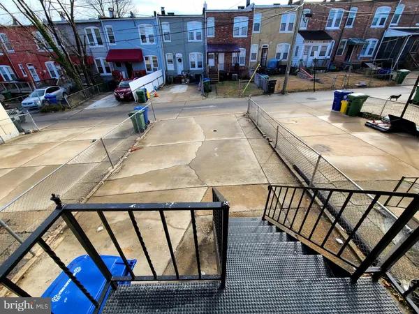 $1,950 | 4715 Dartford Avenue, Baltimore, MD 21229