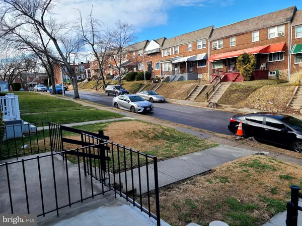 $1,950 | 4715 Dartford Avenue, Baltimore, MD 21229