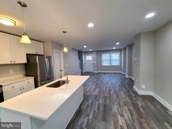 $1,950 | 4715 Dartford Avenue, Baltimore, MD 21229