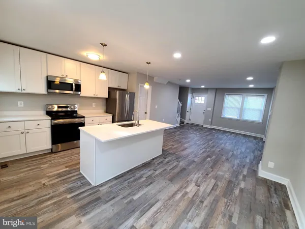 $1,950 | 4715 Dartford Avenue, Baltimore, MD 21229