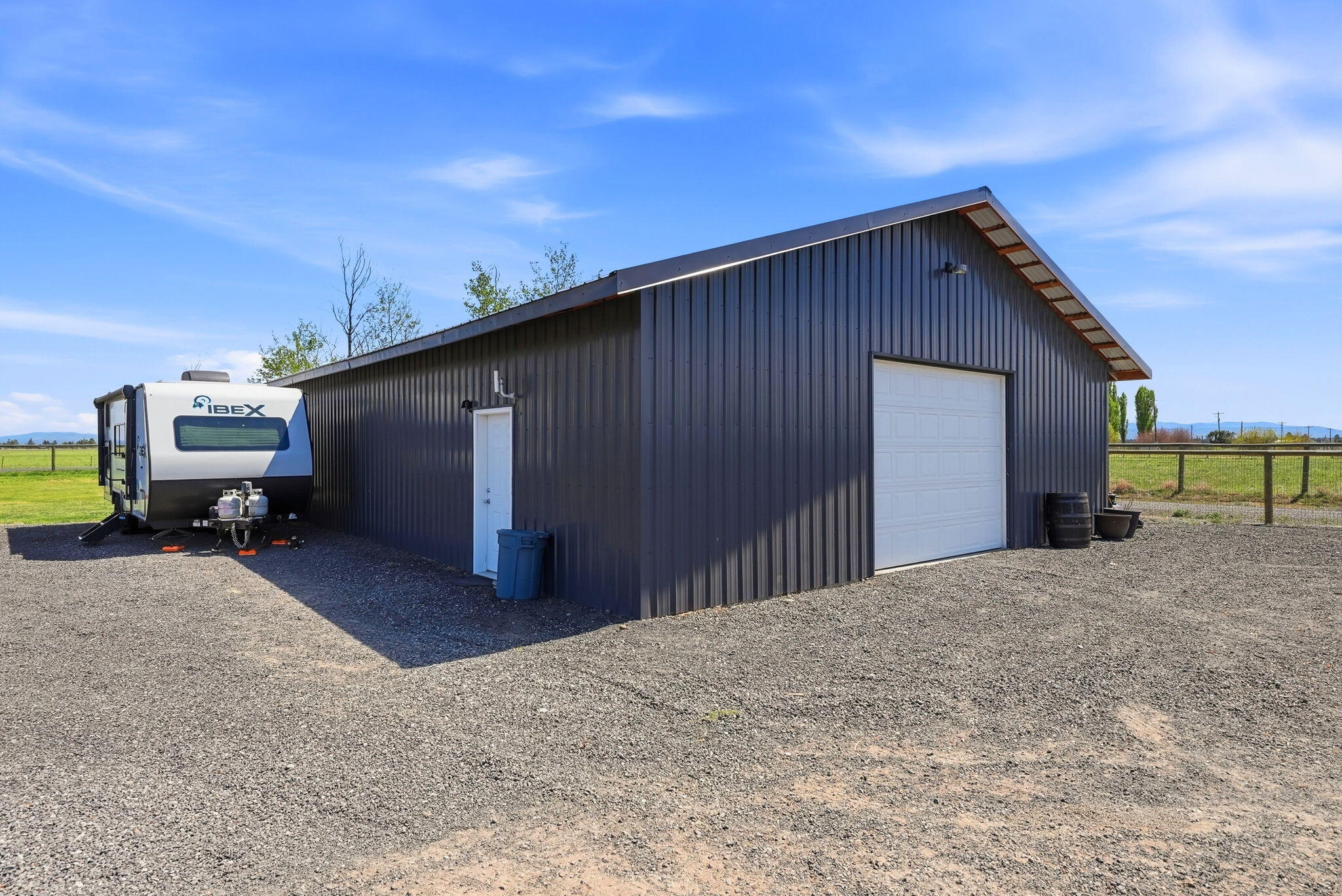 26345 Walker Road Bend, OR 97701 - Photo 61 of 98 57-web-or-mls-Riley_Visuals_089