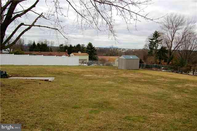 3 Hillcrest Road Enola, PA 17025 - Photo 3 of 7 Gallery Image 3