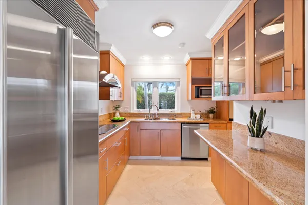$9,000 | 2625 Northeast 12th Street, Fort Lauderdale, FL 33304