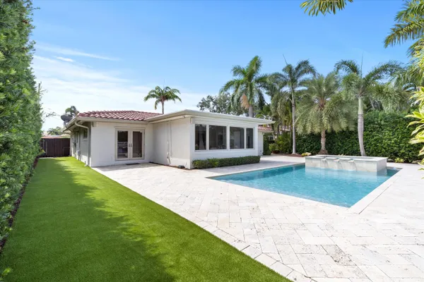 $9,000 | 2625 Northeast 12th Street, Fort Lauderdale, FL 33304