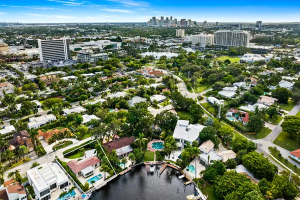 $9,000 | 2625 Northeast 12th Street, Fort Lauderdale, FL 33304