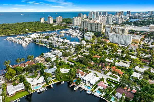 $9,000 | 2625 Northeast 12th Street, Fort Lauderdale, FL 33304