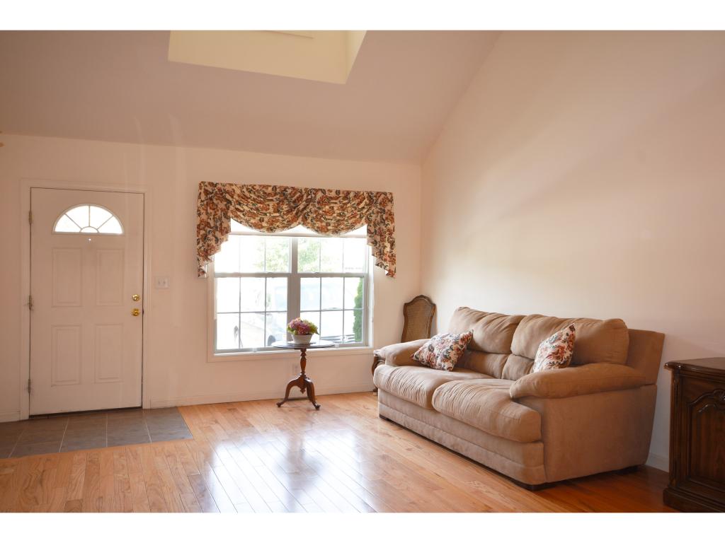 63 Brookview Road, Unit 63 Windham, NH 03087 - Photo 5 of 18