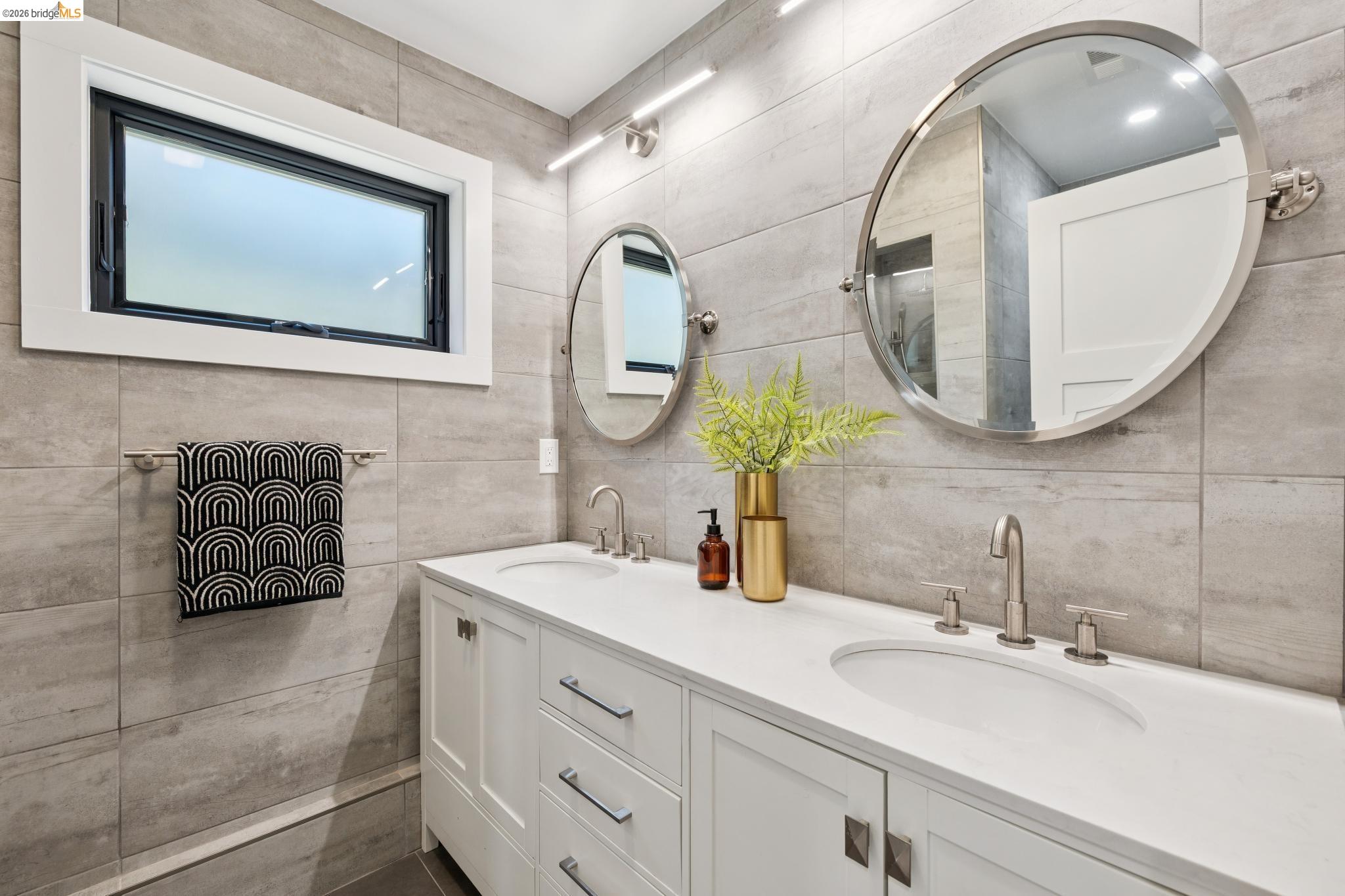 921 Underhills Road Oakland, CA 94610 - Photo 57 of 97