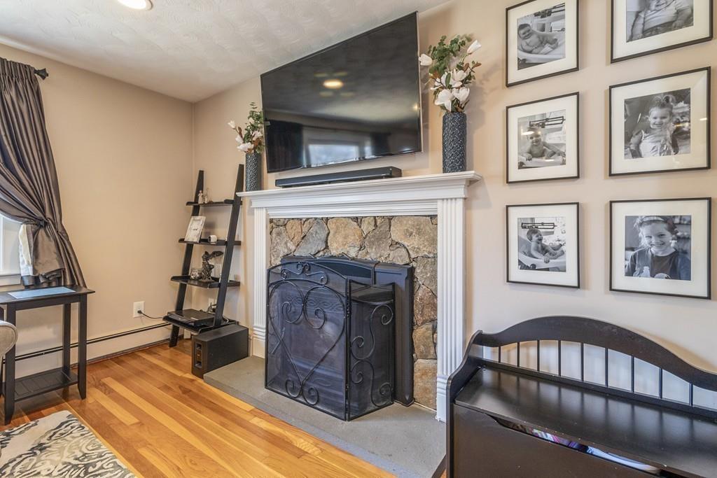 42 Livermore Road Waltham, MA 02451 - Photo 14 of 40 Gallery Image 14