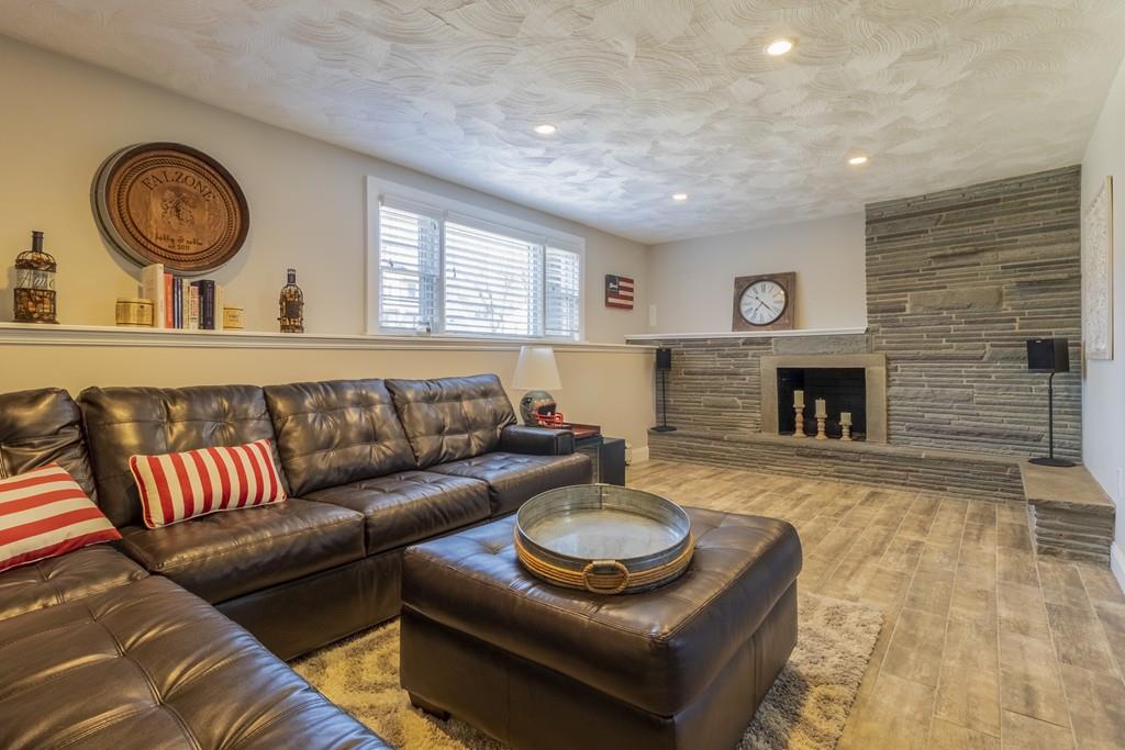 42 Livermore Road Waltham, MA 02451 - Photo 16 of 40 Gallery Image 16