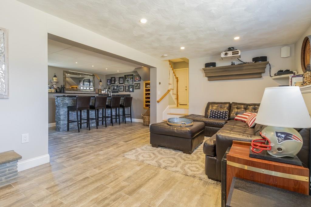 42 Livermore Road Waltham, MA 02451 - Photo 17 of 40 Gallery Image 17