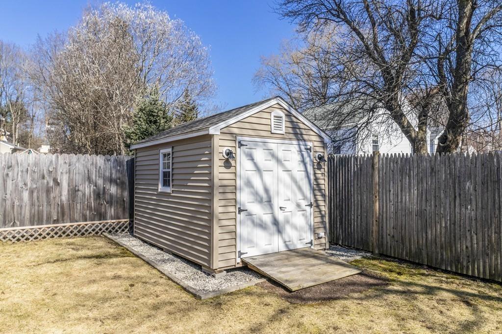 42 Livermore Road Waltham, MA 02451 - Photo 37 of 40 Gallery Image 37
