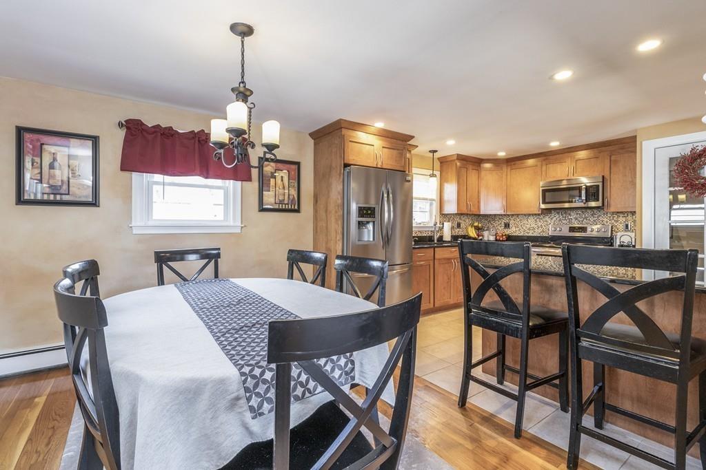 42 Livermore Road Waltham, MA 02451 - Photo 8 of 40 Gallery Image 8
