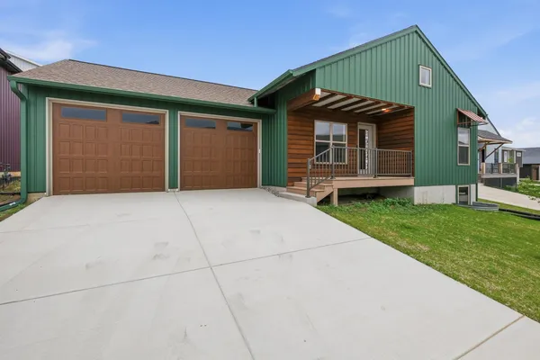 $399,900 | 118 Boneset, Poynette, WI 53955