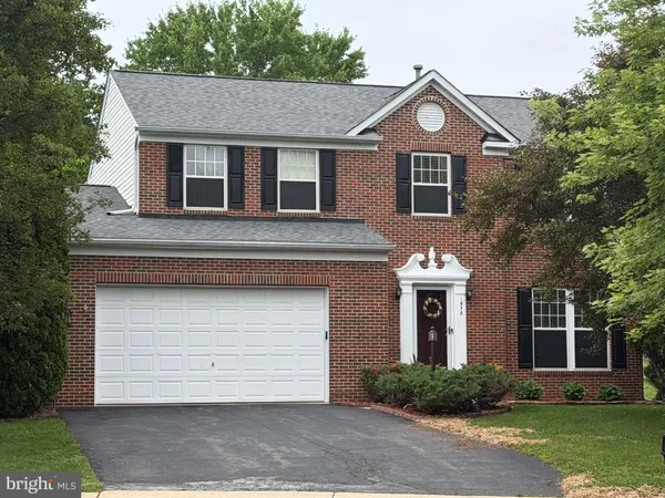 $734,900 | 1978 Brooke Farm Court, Woodbridge, VA 22192