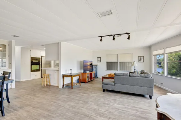 $39,500 | 8775 20th Street, Unit 336, Vero Beach, FL 32966