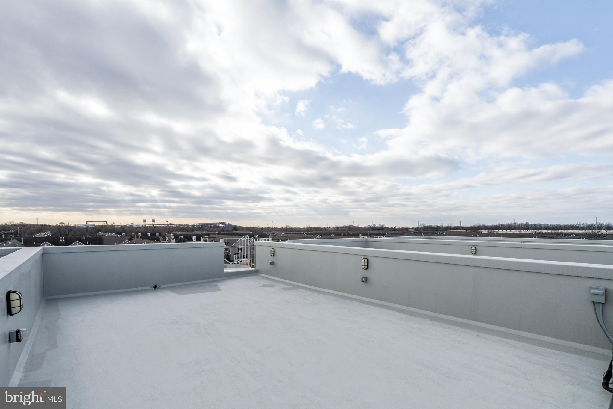 2008 Renaissance Walk, Unit 5 Philadelphia, PA 19145 - Photo 51 of 94 Lots of relaxing furniture can fit on this roofdec