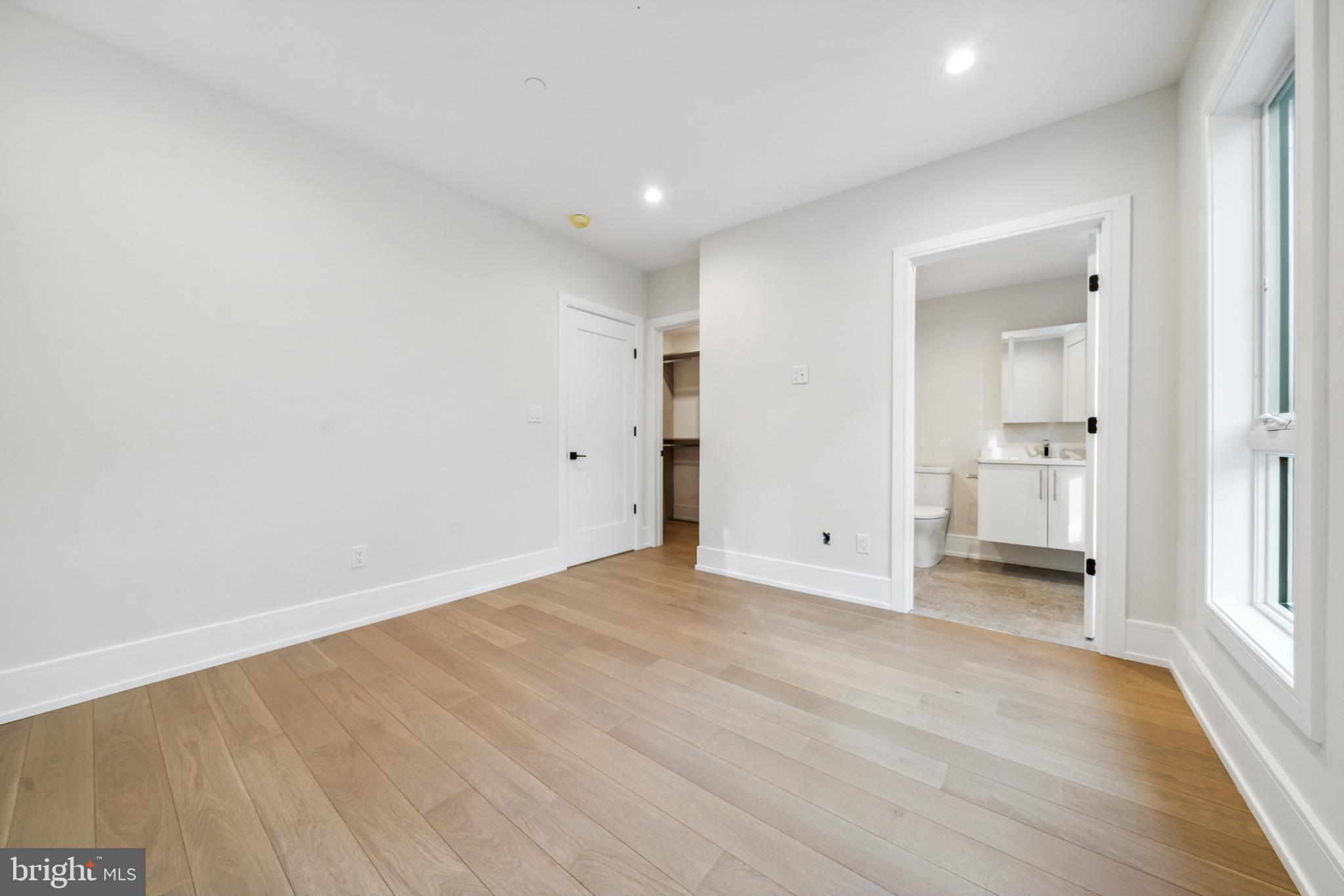 2008 Renaissance Walk, Unit 5 Philadelphia, PA 19145 - Photo 70 of 94