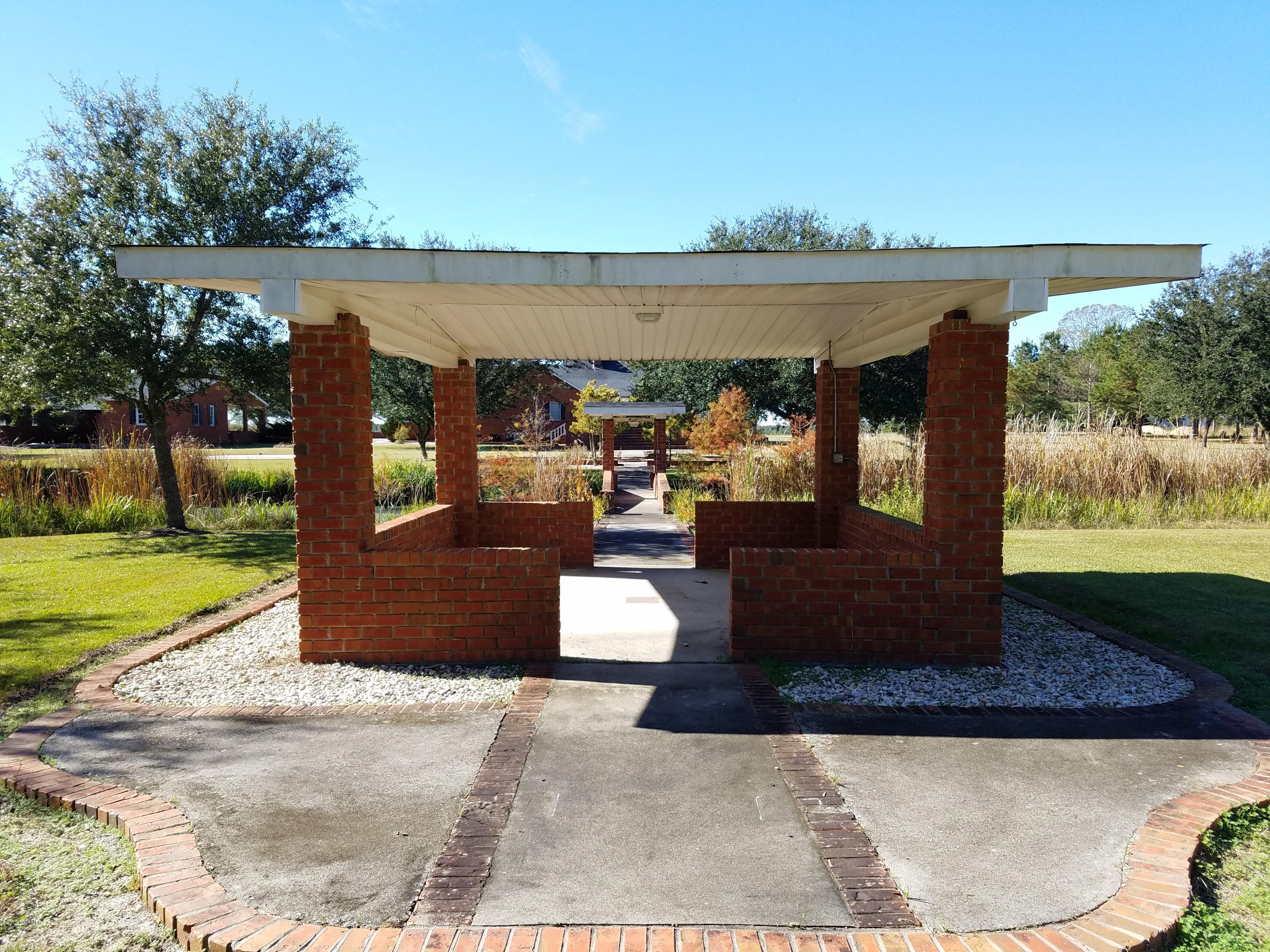 2005 British Road Kinston, NC 28501 - Photo 25 of 61 Gazebo