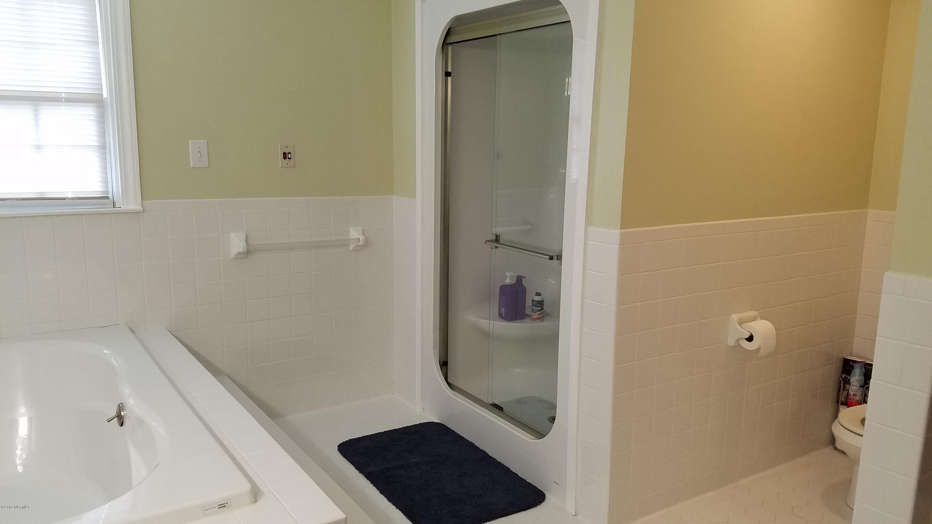 2005 British Road Kinston, NC 28501 - Photo 43 of 61 Master Bath