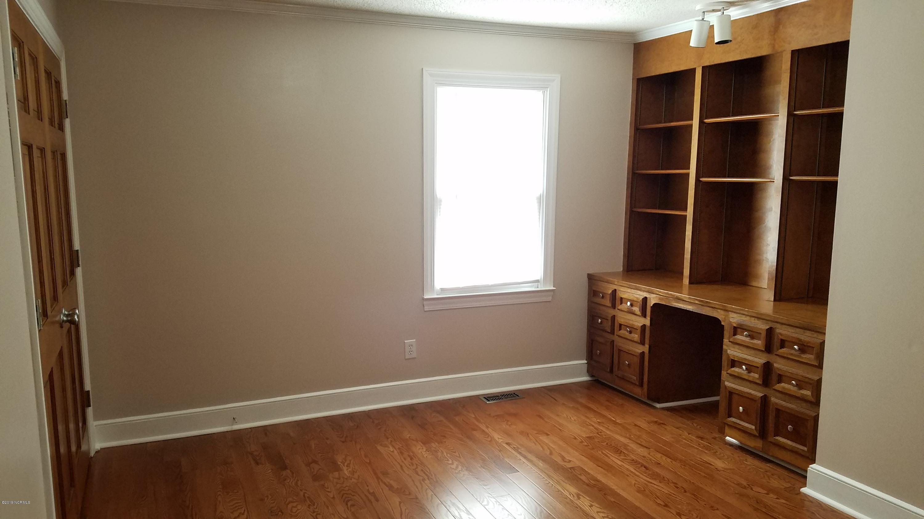 2005 British Road Kinston, NC 28501 - Photo 53 of 61 Bedroom No. 3