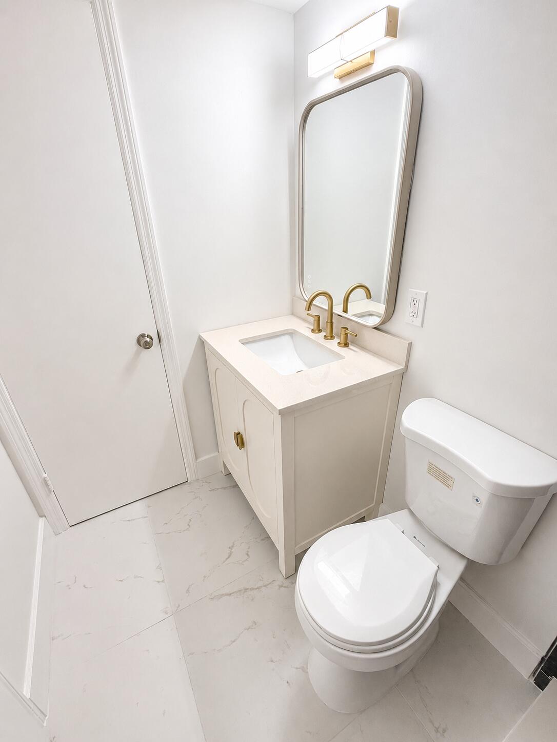 1505 North Riverside Drive, Unit 508 Pompano Beach, FL 33062 - Photo 14 of 31 2nd Bathroom sink, vanity