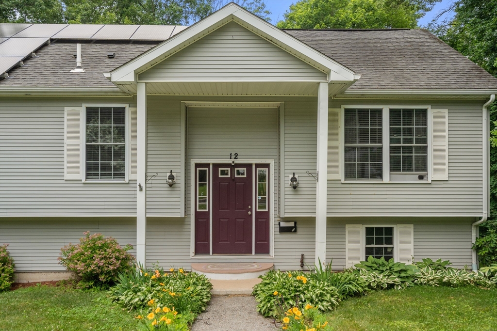 12 Charlton Road Dudley, MA 01571 - Photo 29 of 30