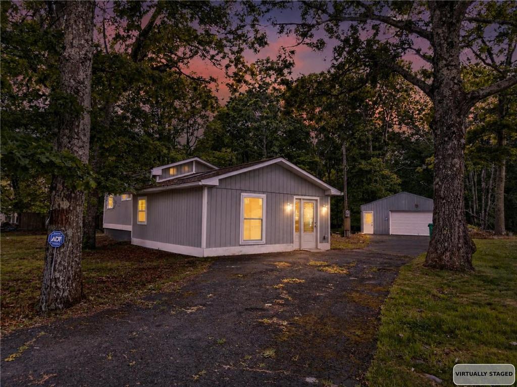 229 Pocono Boulevard Bushkill, PA 18324 - Photo 2 of 37