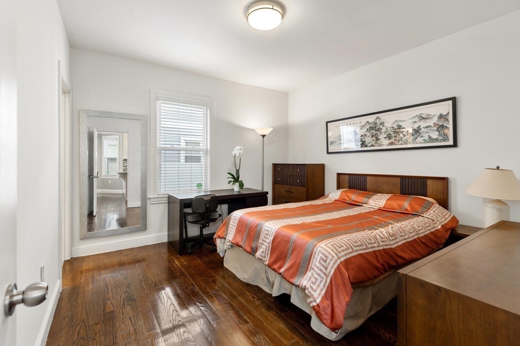 43 Kenmere Road, Unit 1 Medford, MA 02155 - Photo 19 of 42