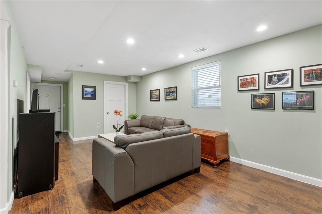 43 Kenmere Road, Unit 1 Medford, MA 02155 - Photo 24 of 42