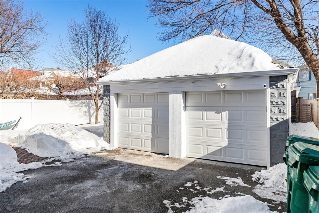 43 Kenmere Road, Unit 1 Medford, MA 02155 - Photo 30 of 42