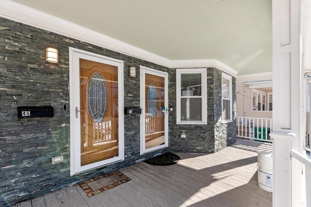 43 Kenmere Road, Unit 1 Medford, MA 02155 - Photo 4 of 42