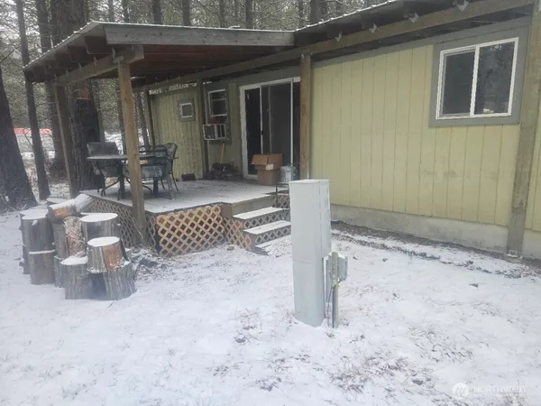 a view of a house with a outdoor space