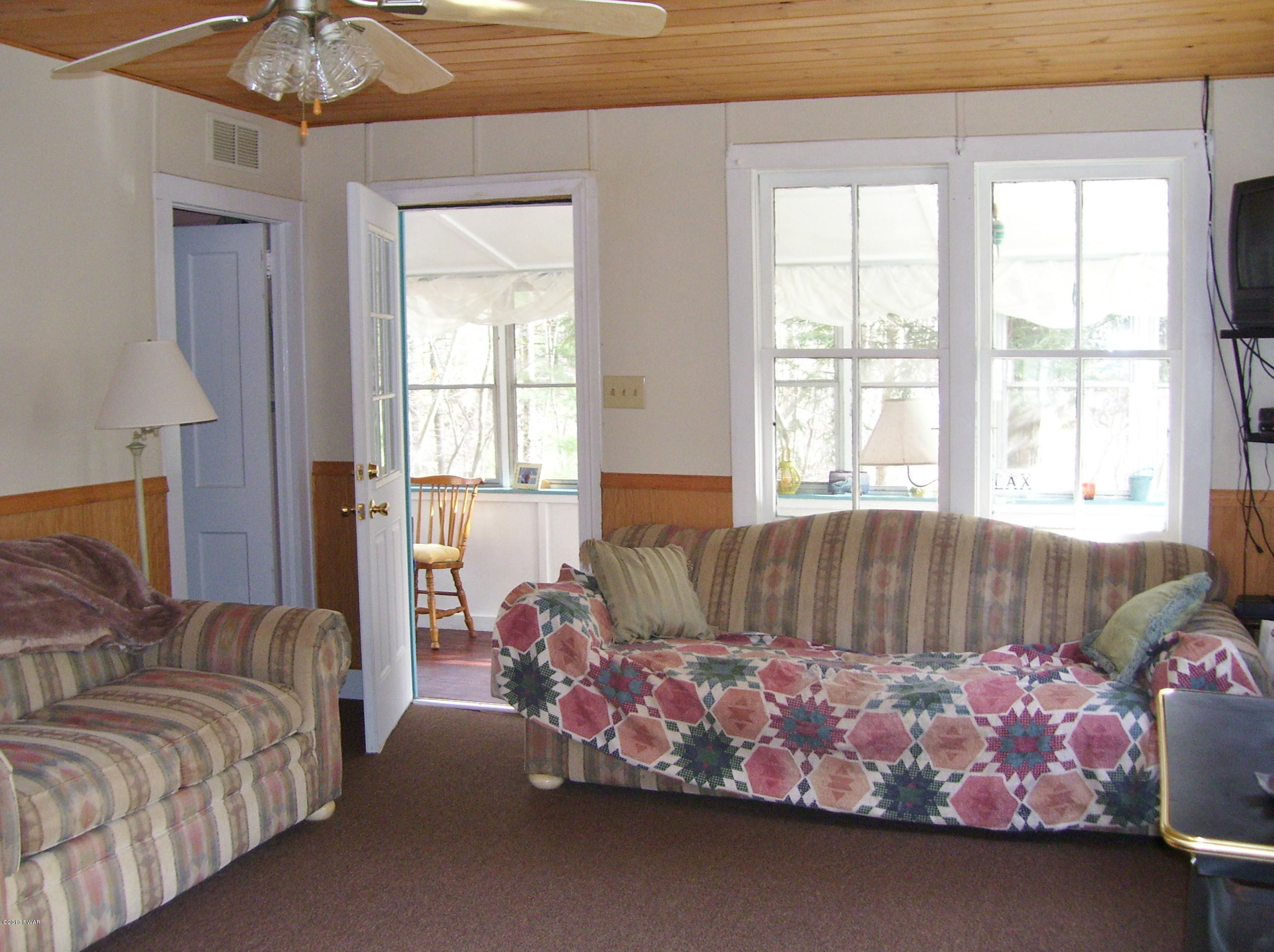 150 Old Rte 402 Dingmans Ferry, PA 18328 - Photo 5 of 29