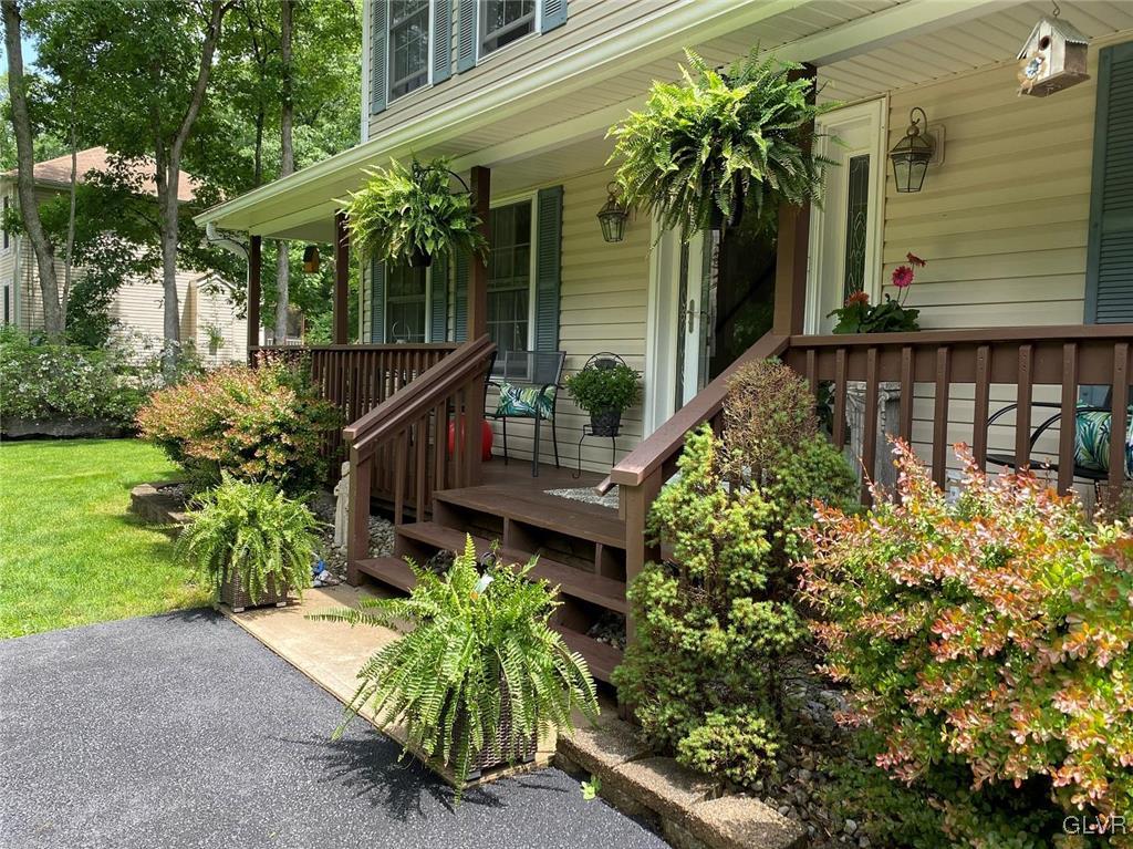 142 Colette Lane Dingmans Ferry, PA 18328 - Photo 2 of 14 front view of a house