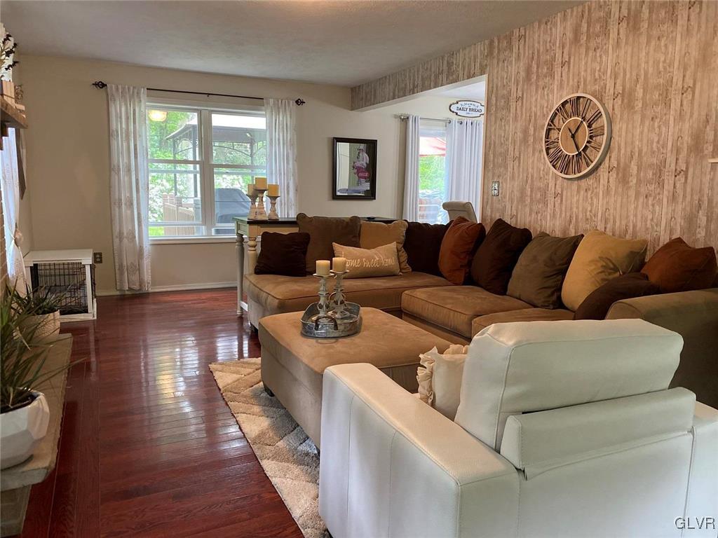 142 Colette Lane Dingmans Ferry, PA 18328 - Photo 6 of 14 a living room with furniture and wooden floor