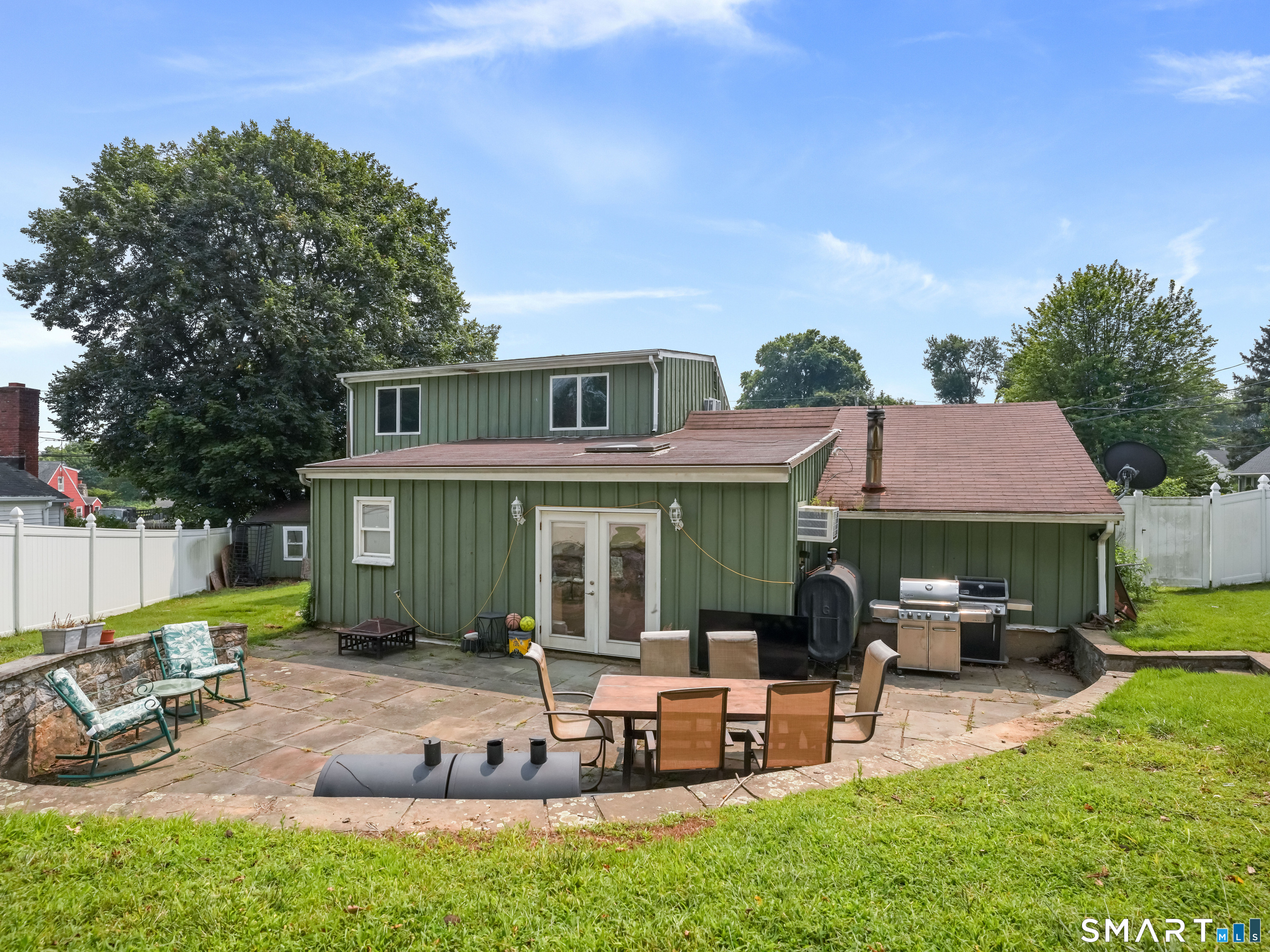 37 Old Barn Road South Stamford, CT 06905 - Photo 28 of 35