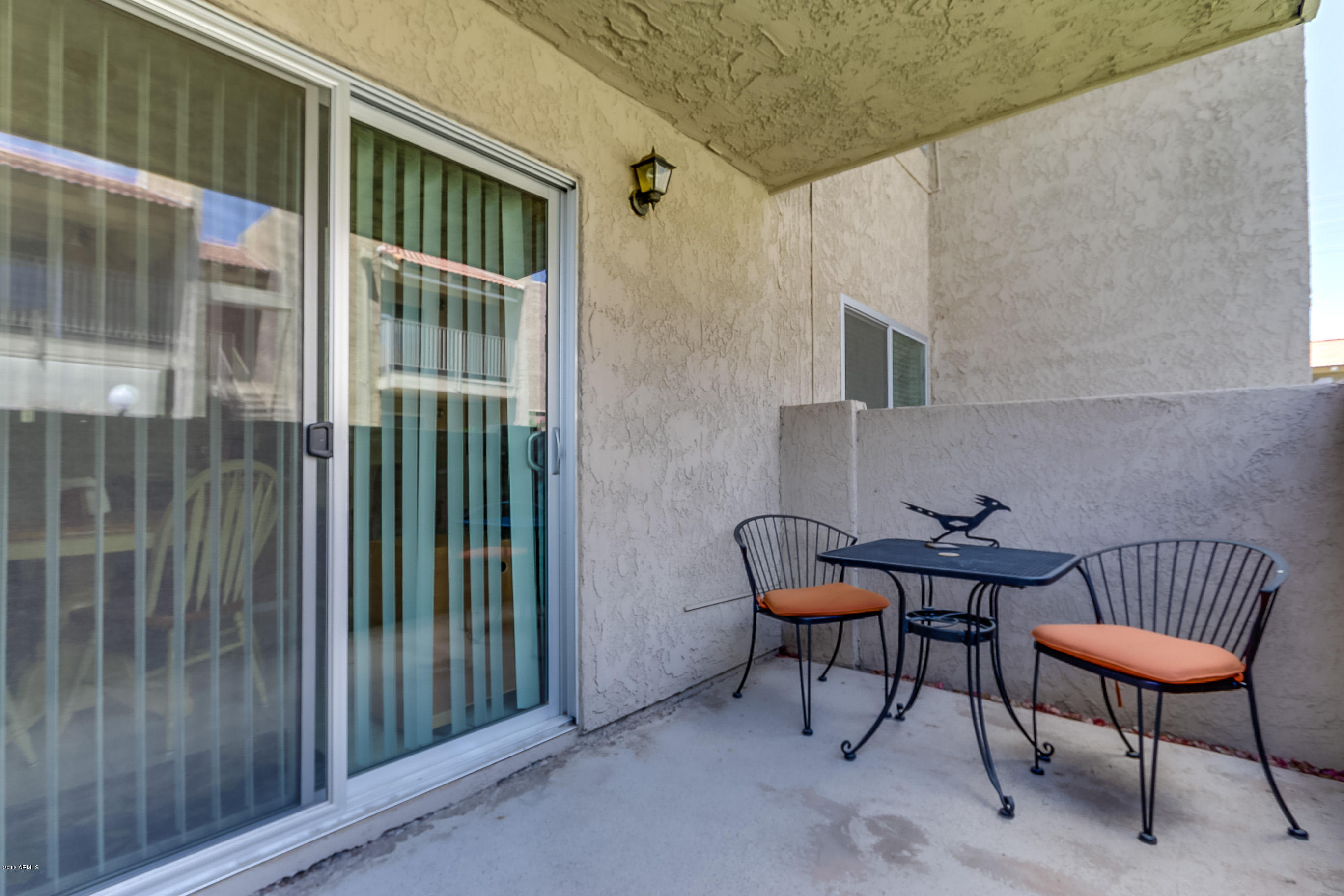 5525 East Thomas Road, Unit Q1 Phoenix, AZ 85018 - Photo 17 of 24 Patio
