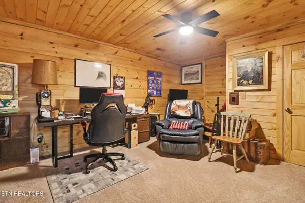 $770,000 | 232 Wildcat Road, Jamestown, TN 38556