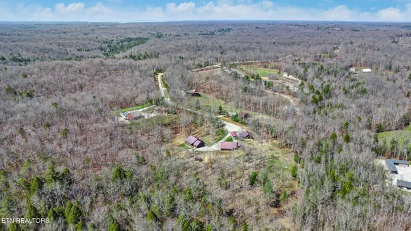 $770,000 | 232 Wildcat Road, Jamestown, TN 38556