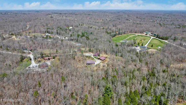 $770,000 | 232 Wildcat Road, Jamestown, TN 38556