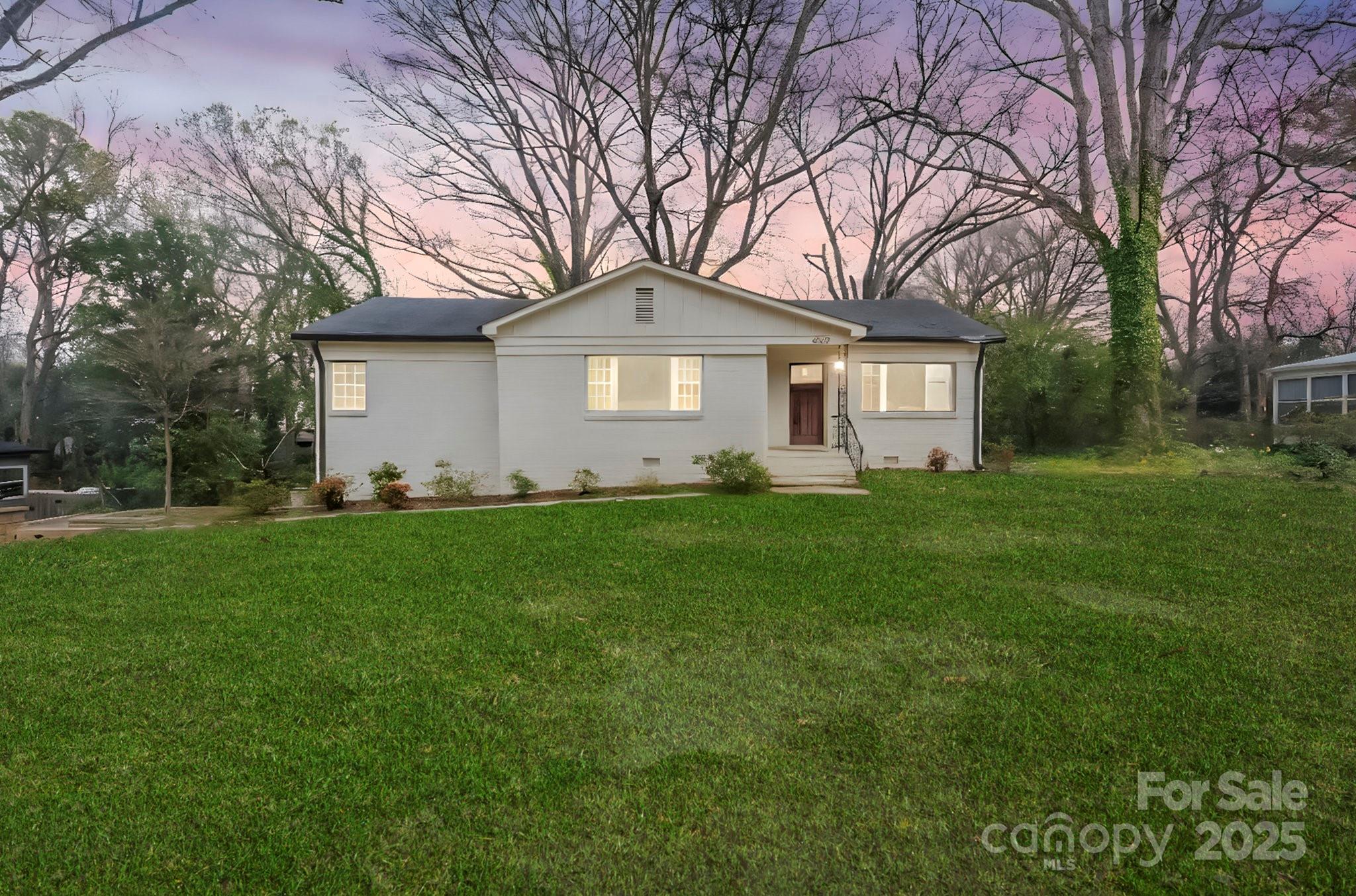 4329 Castleton Road Charlotte, NC 28211 - Photo 1 of 33 Gallery Image 1