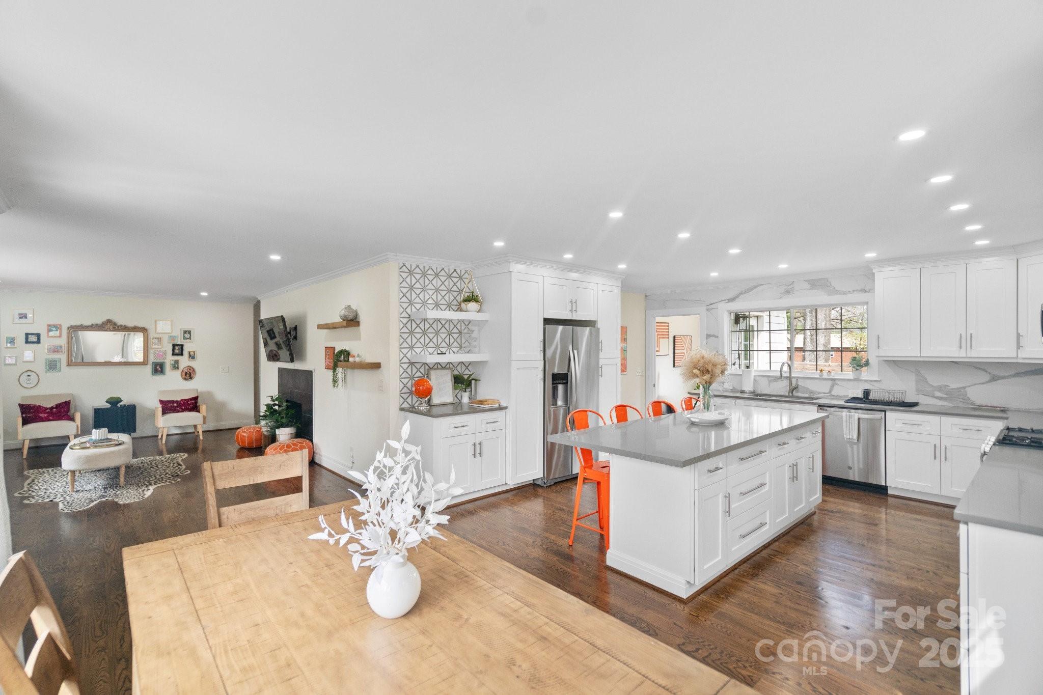 4329 Castleton Road Charlotte, NC 28211 - Photo 12 of 33 Gallery Image 12