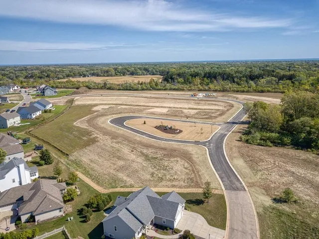 $99,900 | 3234 Blue Star Circle, Unit LT106, Caledonia, WI 53406